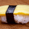 59. Omelet Nigiri (1 stk)